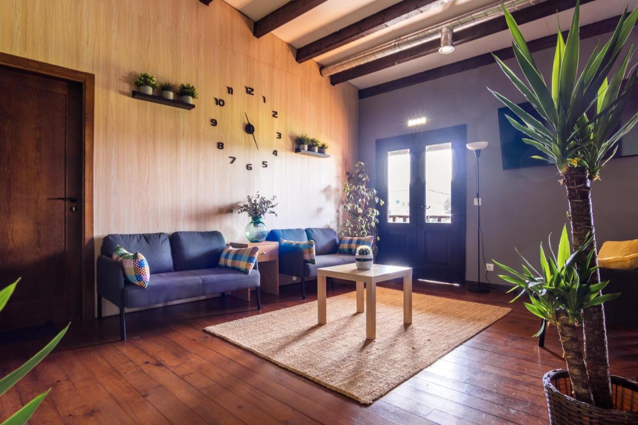 Albergue Gbc Caldas Кальдас-де-Рейес Экстерьер фото