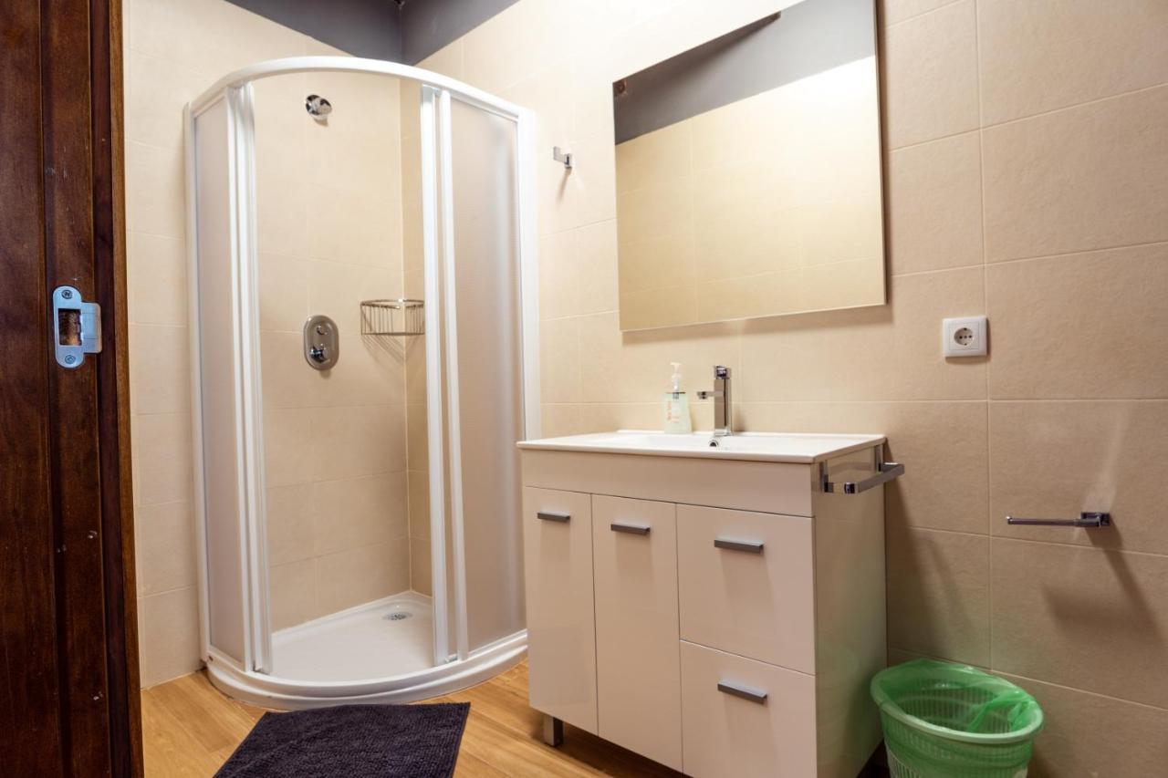 Albergue Gbc Caldas Кальдас-де-Рейес Экстерьер фото